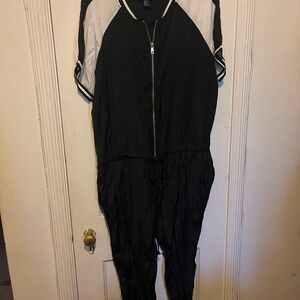 Black and off White Short-Sleeve Zip-Front Jumpsuit
